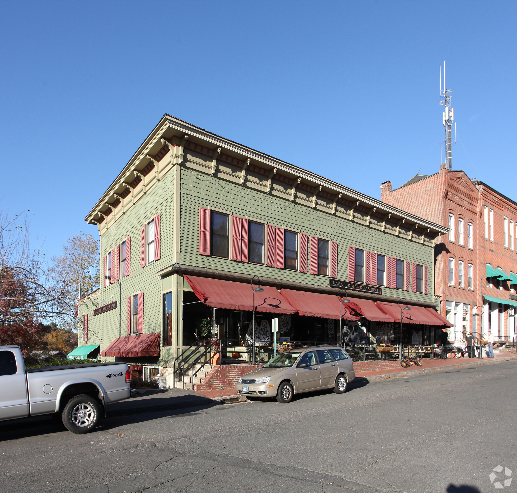 100 Main St, Collinsville, CT for sale Building Photo- Image 1 of 1