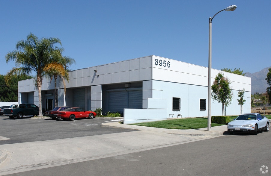 8956 Cottage Ave, Rancho Cucamonga, CA for lease - Building Photo - Image 3 of 5