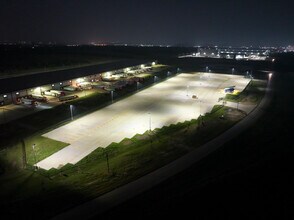 1301 W Wintergreen Rd, Hutchins, TX - Aérien  Vue de la carte - Image1