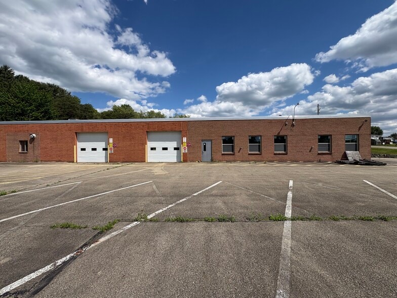 1452 Gun Club Rd, Uniontown, PA for sale - Building Photo - Image 3 of 18