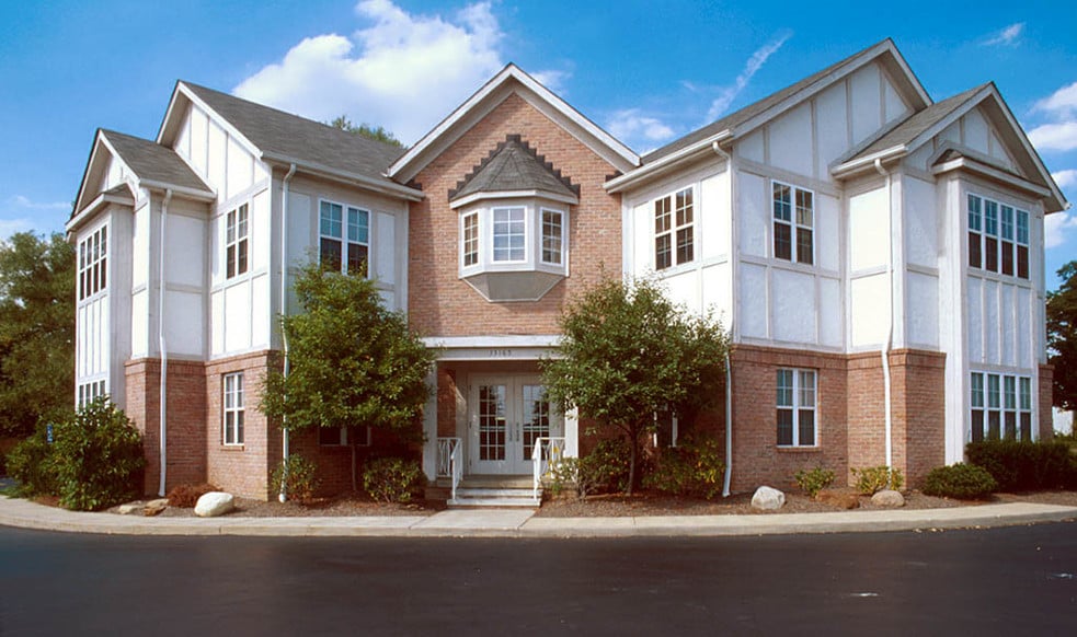 33165 Solon Rd, Solon, OH for sale - Building Photo - Image 2 of 7