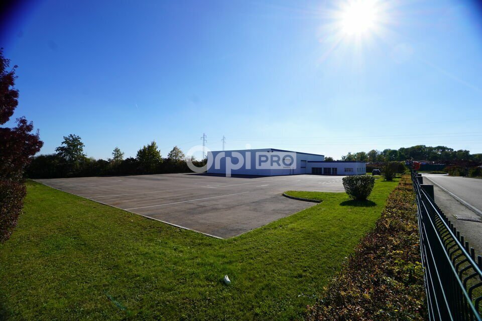 Industrial in Saint-Apollinaire for lease Building Photo- Image 1 of 9