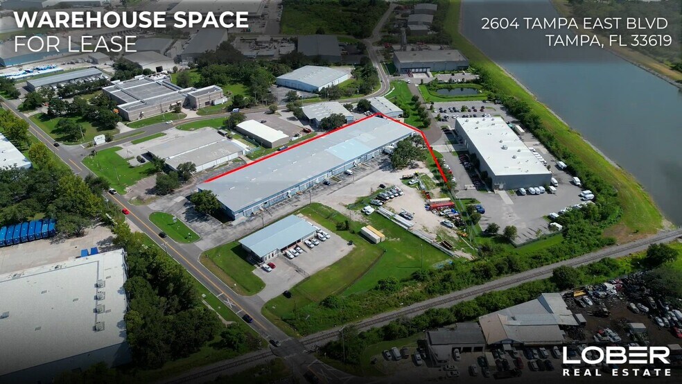 2604 Tampa East Blvd, Tampa, FL à louer - Vidéo sur l’inscription commerciale - Image 2 de 10