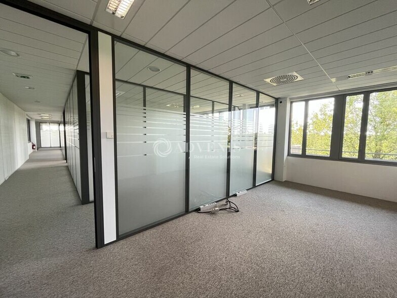 Bureau dans Roissy En France à louer - Photo intérieure - Image 1 de 10