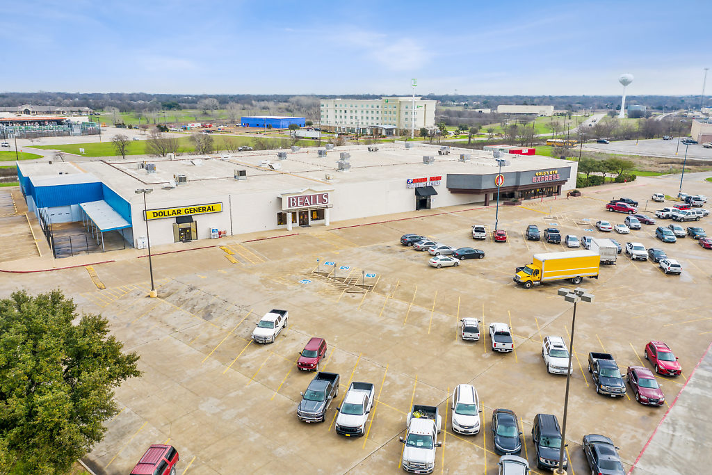 1000 N Loop 340, Bellmead, TX for lease Building Photo- Image 1 of 1