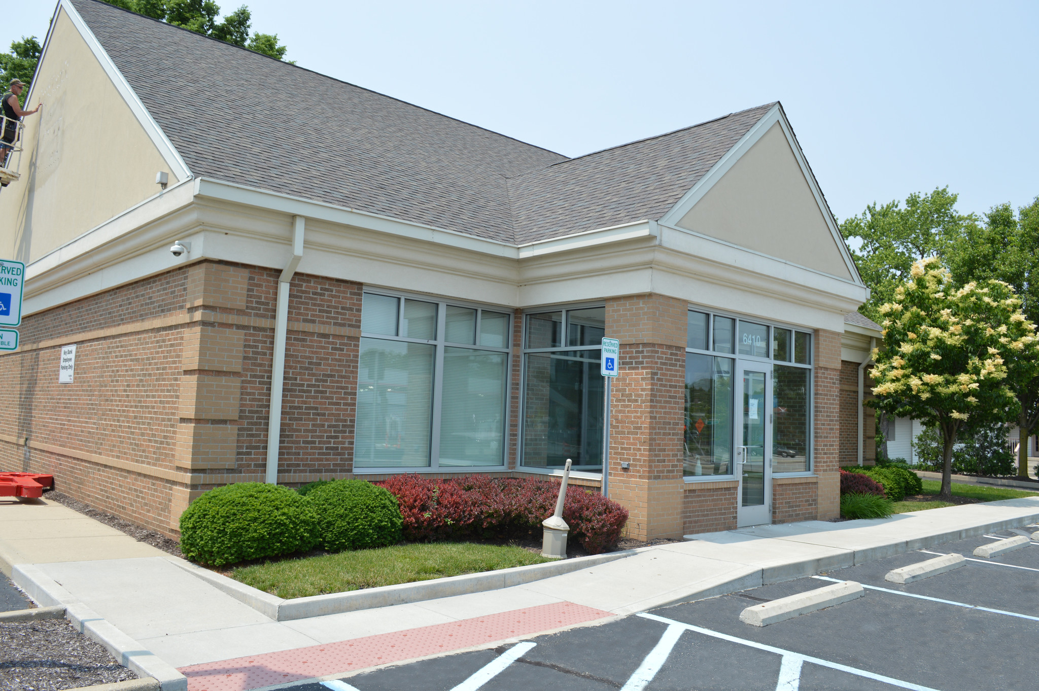 6410 N College Ave, Indianapolis, IN for sale Building Photo- Image 1 of 1