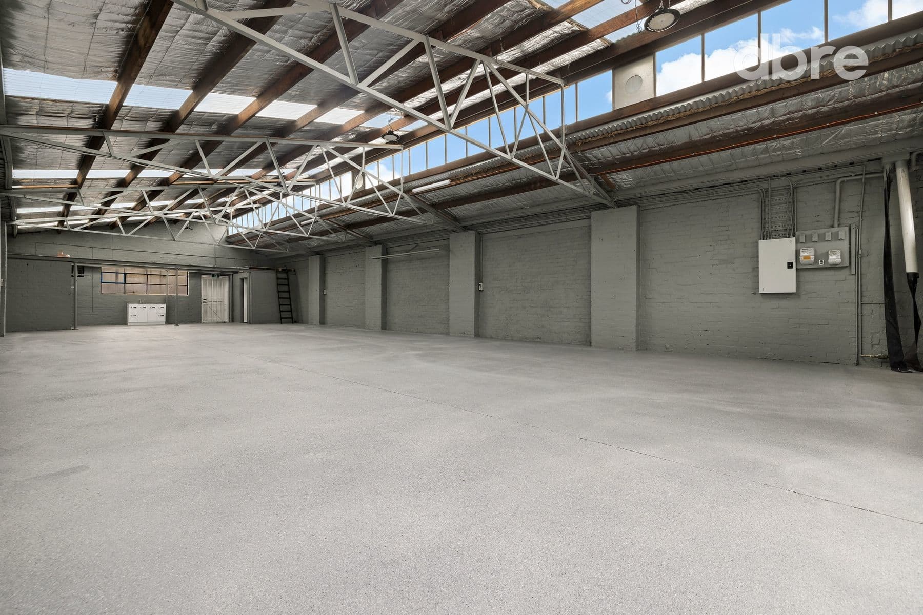 33 Roberna St, Moorabbin for lease Interior Photo- Image 1 of 2