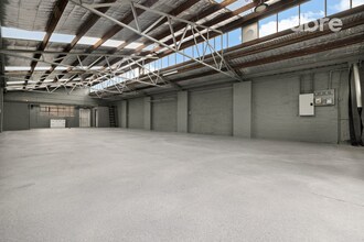 33 Roberna St, Moorabbin for lease Interior Photo- Image 1 of 2