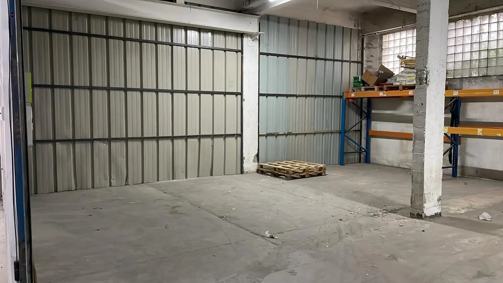 10 Allée Hendrik Lorentz, Champs-sur-Marne for lease Interior Photo- Image 1 of 4