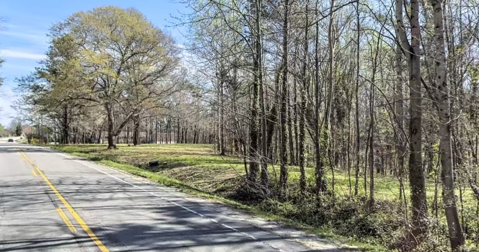 901 Mack Todd Rd, Zebulon, NC for sale - Building Photo - Image 3 of 5