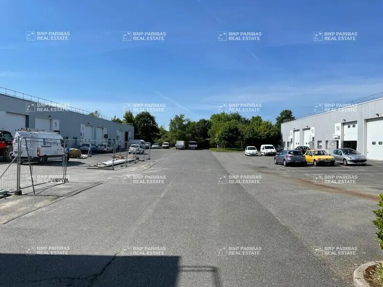 Flex in Saint-Herblain for lease - Building Photo - Image 3 of 10
