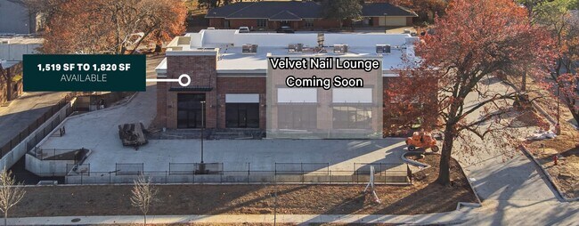 Plus de détails pour 1300 W Lindsey St, Norman, OK - Commerce de détail à louer