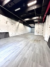 2261-2299 NE 164th St, Aventura, FL à louer Photo intérieure- Image 2 de 7