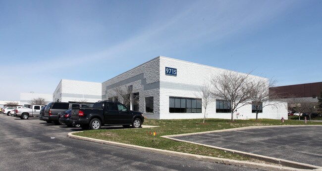 Plus de détails pour 9715 Kincaid Dr, Fishers, IN - Local d'activités à louer
