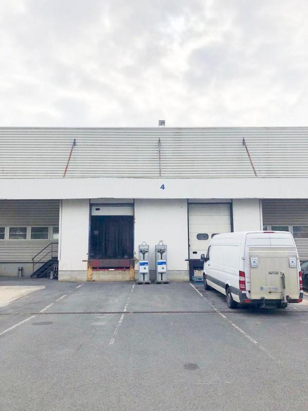 Industrial in Villeron for lease Building Photo- Image 1 of 6
