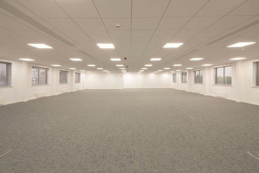 20 Mossland Rd, Glasgow for lease - Building Photo - Image 3 of 9