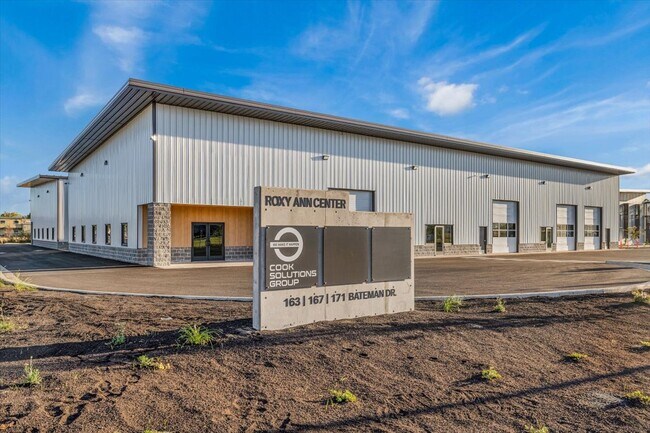 Plus de détails pour 167 Bateman Dr, Medford, OR - Local d'activités à louer