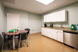 298 Main St, Buffalo, NY for lease Interior Photo- Image 2 of 11