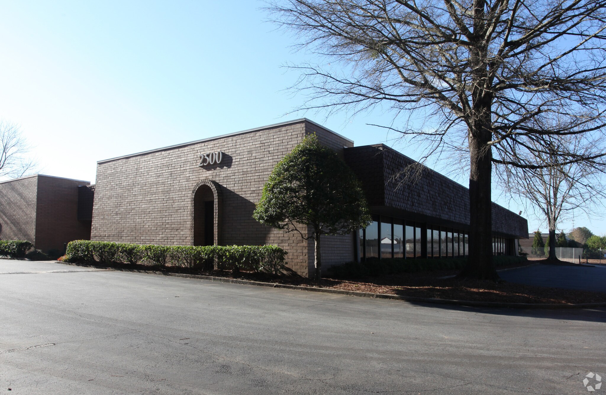 6855 Jimmy Carter Blvd, Norcross, GA à vendre Photo principale- Image 1 de 5