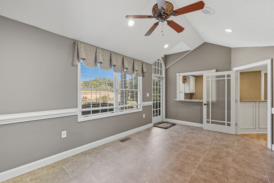 224 Shallowford Rd NW, Gainesville, GA à louer - Photo du bâtiment - Image 3 de 35