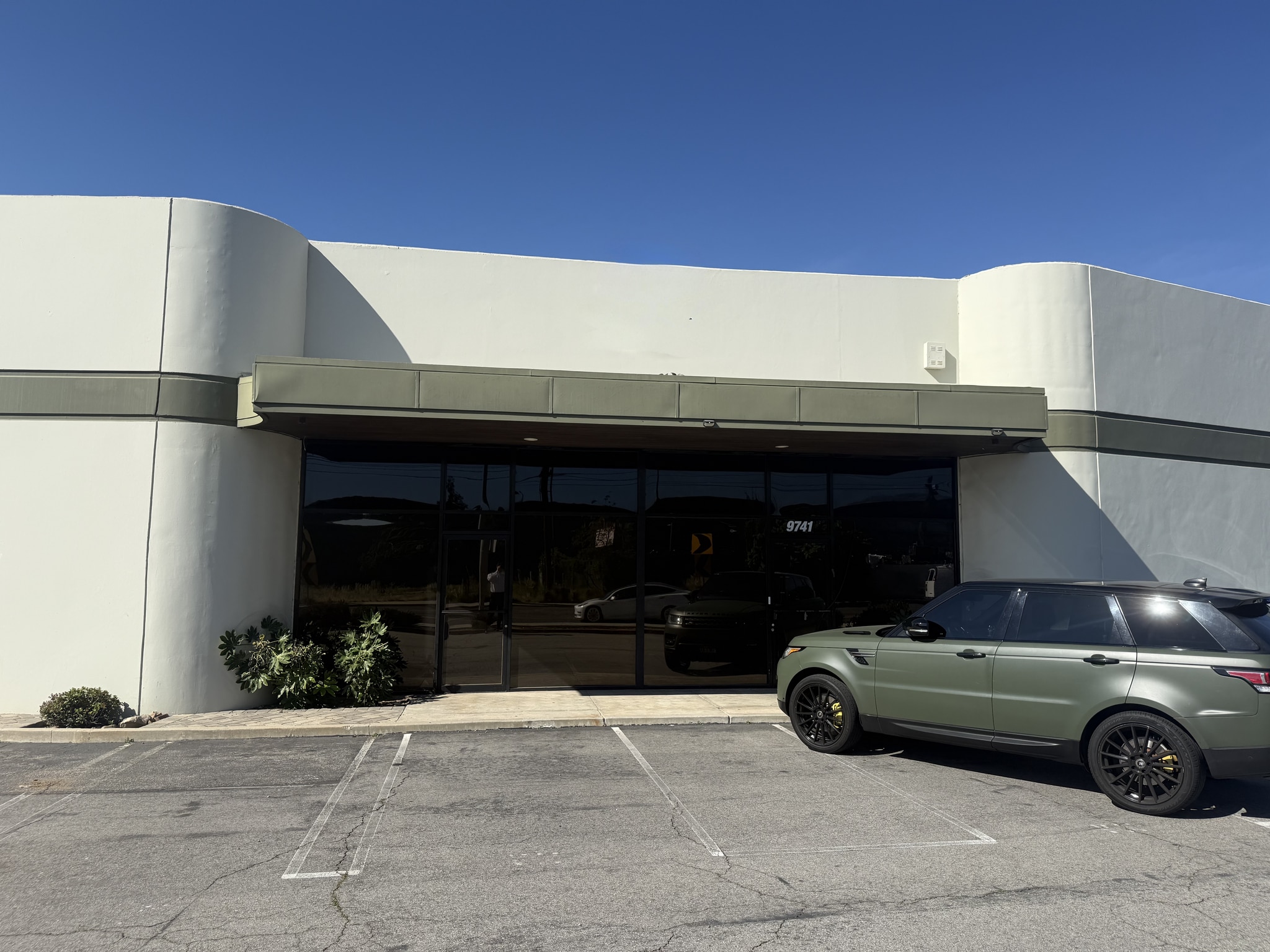 9701-9741 Canoga Ave, Chatsworth, CA for lease Interior Photo- Image 1 of 8