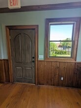 209 Marcy Ave, Riverhead, NY for lease Interior Photo- Image 2 of 4