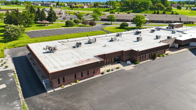 Plus de détails pour 2235 Dubois Dr, Warsaw, IN - Soins de santé à vendre
