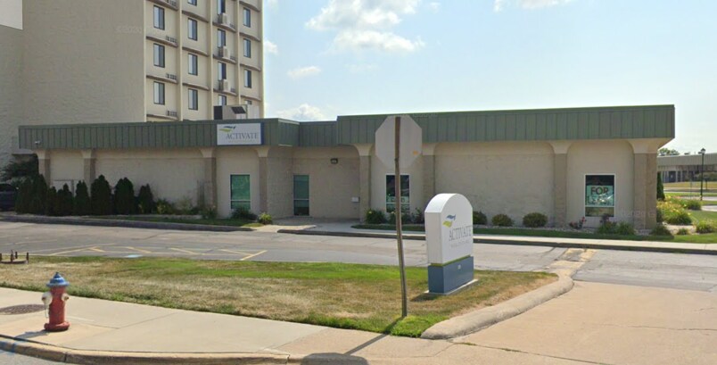 320 S Dr Martin Luther King Jr Blvd, South Bend, IN for lease - Building Photo - Image 2 of 7