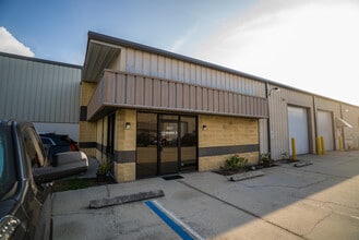 855 Dunbar Ave, Oldsmar, FL for lease Building Photo- Image 1 of 23