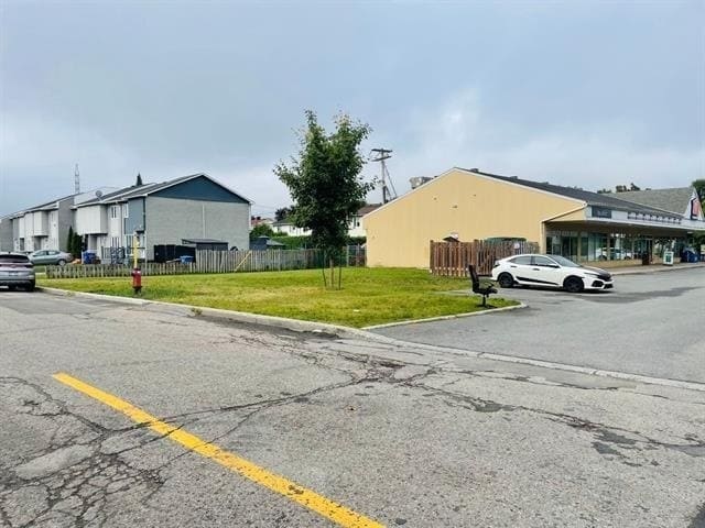 730 Boul Du Mont-Royal, Gatineau, QC for sale - Building Photo - Image 2 of 4