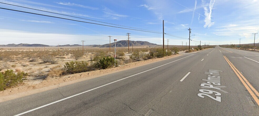 APN 0607-161-13 Twenty Nine Palms Hwy, Joshua Tree, CA à vendre - Photo du bâtiment - Image 3 de 7