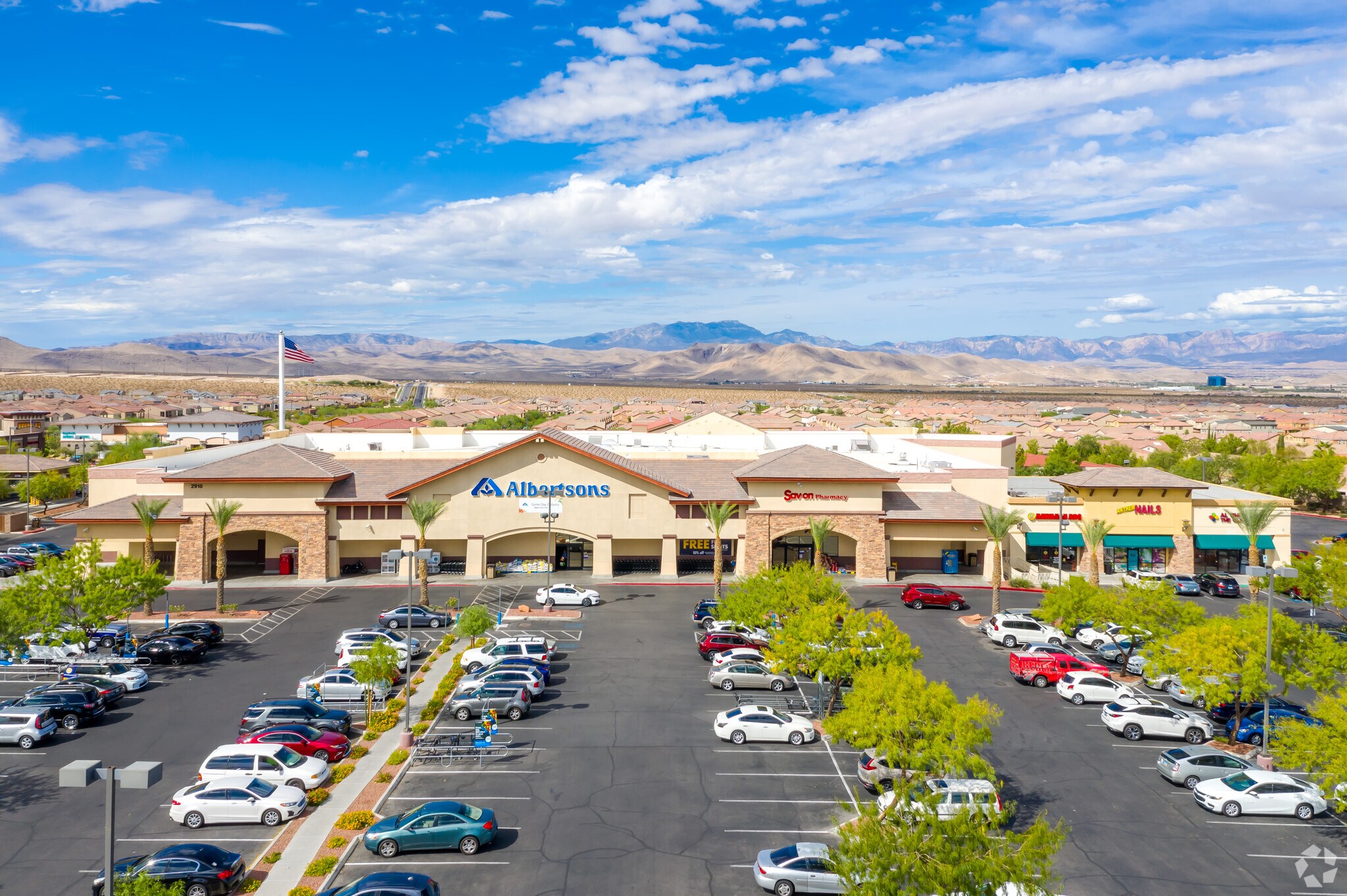 2810-2930 Bicentennial Pky, Henderson, NV à louer Photo du bâtiment- Image 1 de 12