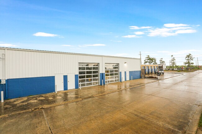More details for 4002 Laviosier St, Chalmette, LA - Industrial for Lease