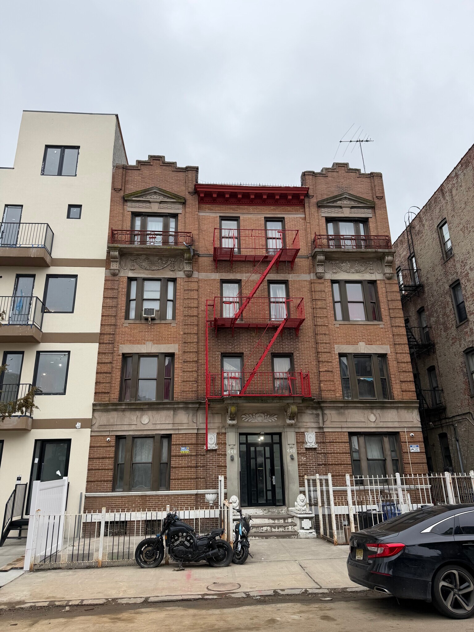448 E 26th St, Brooklyn, NY à vendre Photo principale- Image 1 de 2