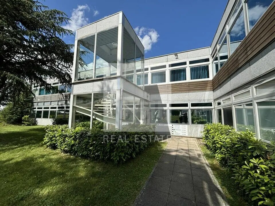 Office in Saint-Priest for lease Building Photo- Image 1 of 27