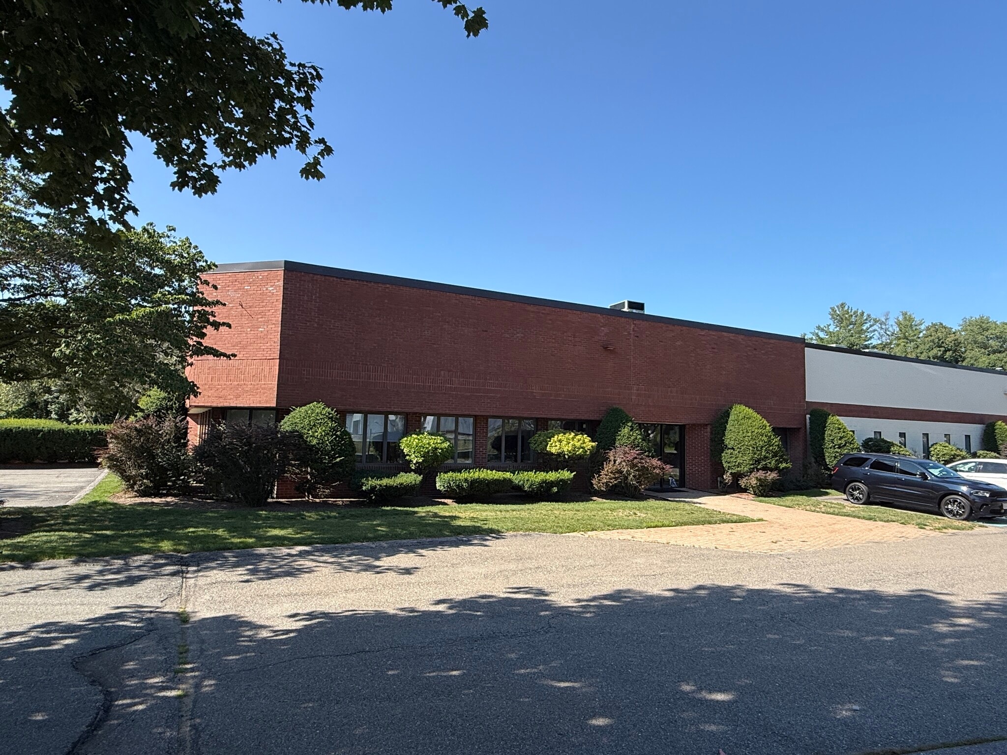 11 Willow Rd, Ayer, MA for lease Building Photo- Image 1 of 10