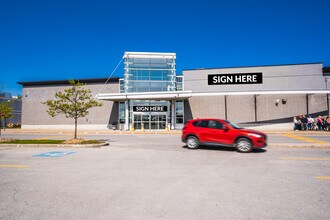 570 Mont Pionniers, Terrebonne, QC for lease Building Photo- Image 2 of 2