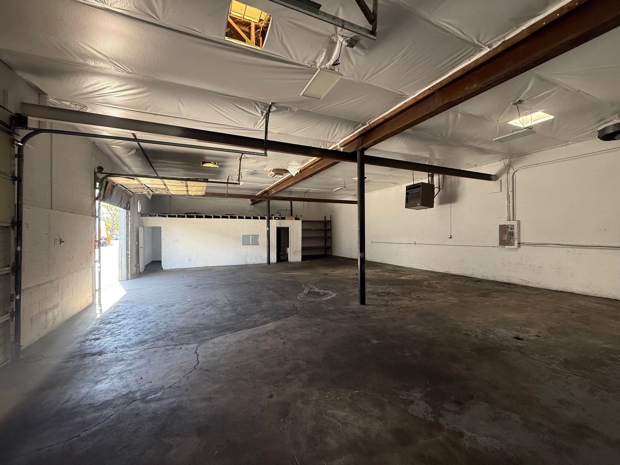 2415 S 2700 W, Salt Lake City, UT for lease Interior Photo- Image 1 of 1