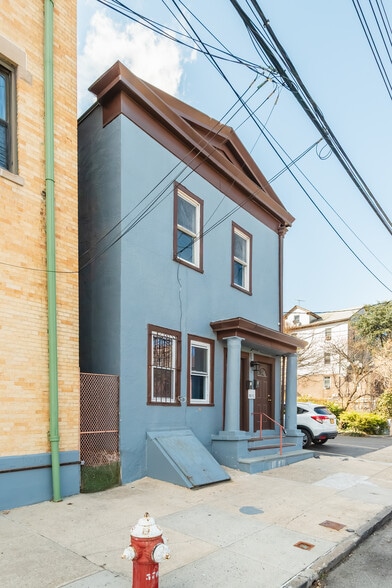 540-542 N High St, Mount, Mount Vernon, NY for sale - Building Photo - Image 3 of 5