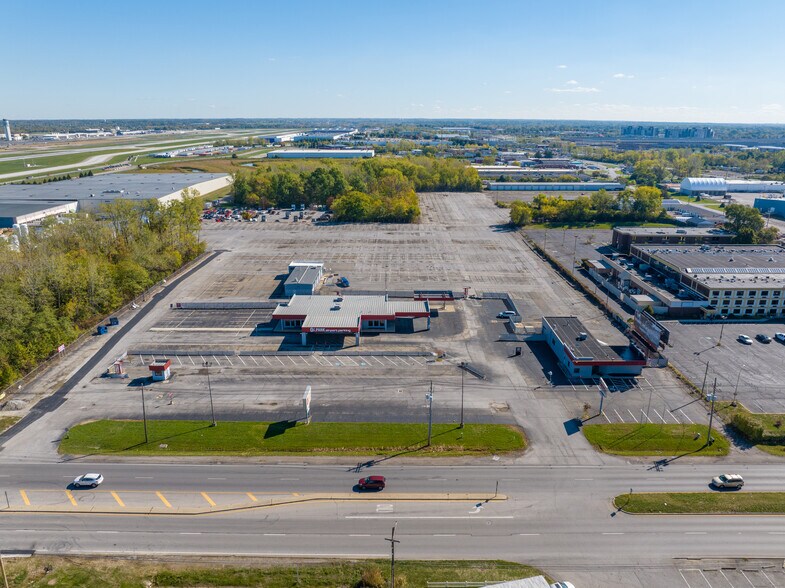 760 Stelzer Rd, Columbus, OH à louer - Photo du bâtiment - Image 2 de 6