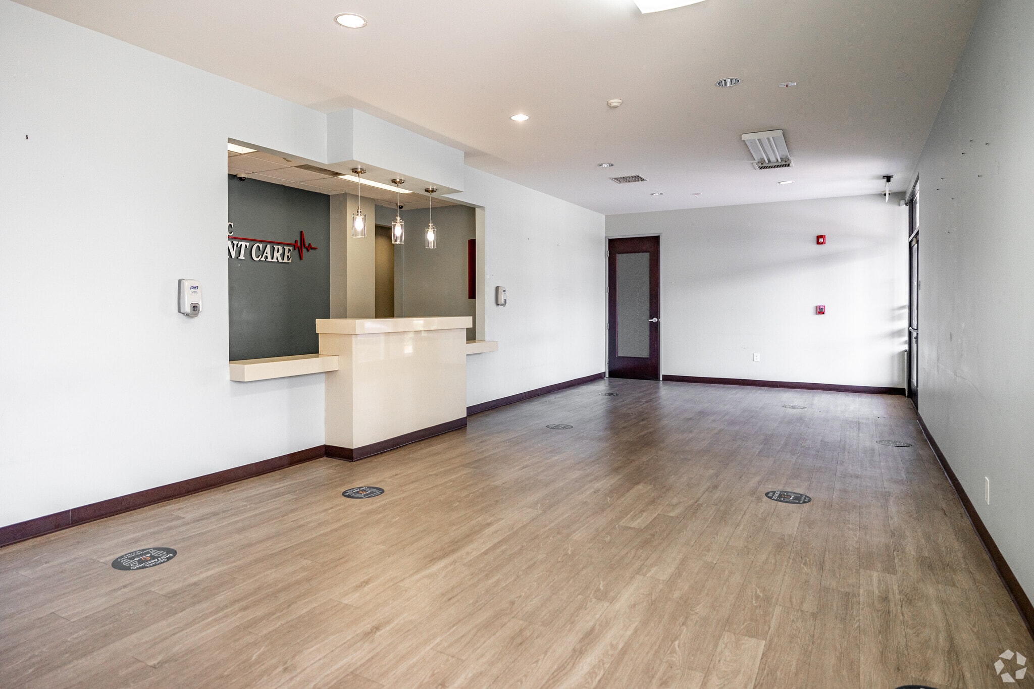 2115 N Tustin St, Orange, CA for lease Lobby- Image 1 of 10