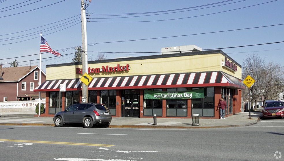 3371 E Tremont Ave, Bronx, NY à louer - Photo du bâtiment - Image 2 de 3