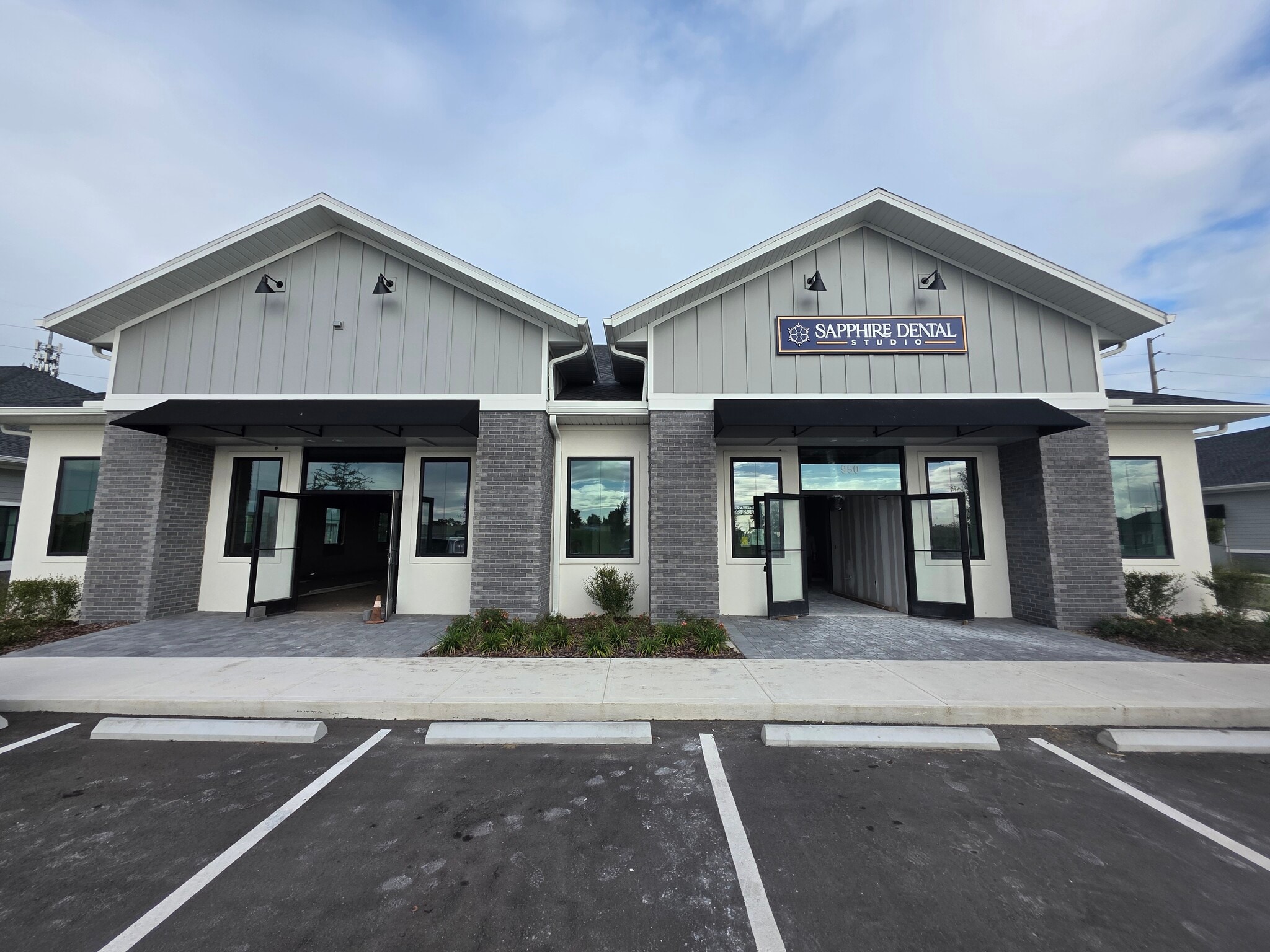 950 Windermere rd, Winter Garden, FL for lease Building Photo- Image 1 of 16