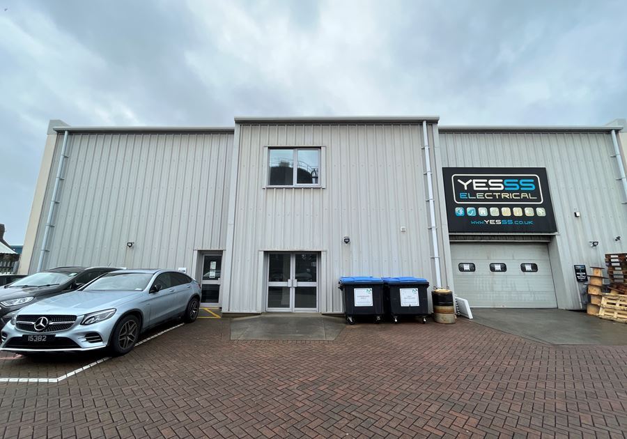 Bulwer Ave, Guernsey for sale Primary Photo- Image 1 of 4