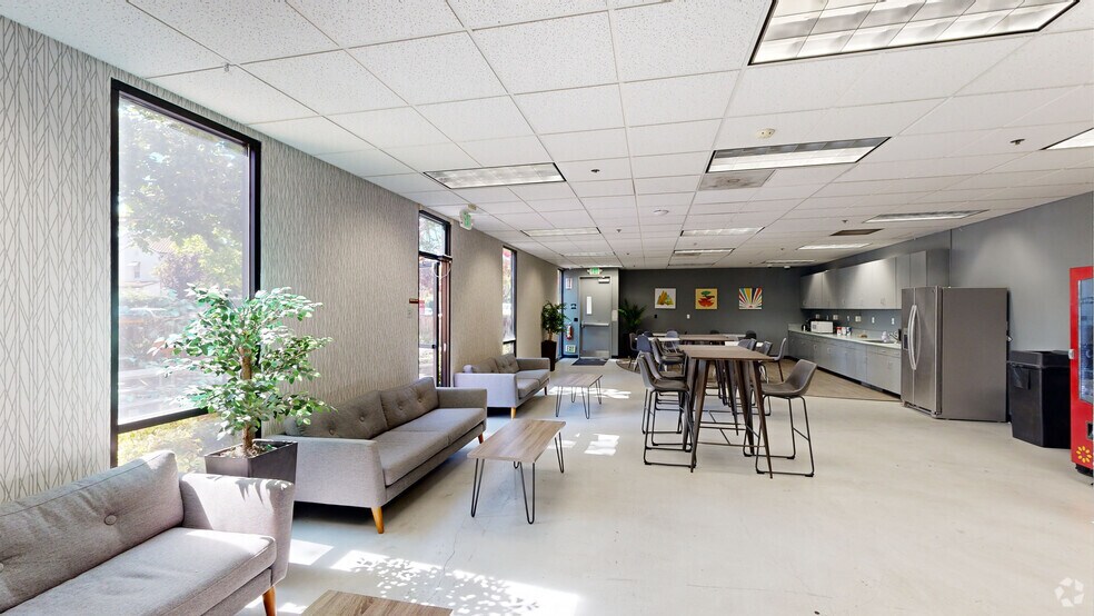 1185 Campbell Ave, San Jose, CA à louer - Numérisation 3D de Matterport - Image 2 de 21