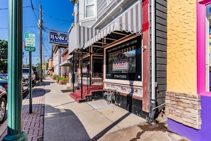 215 3rd St, New Cumberland, PA for sale - Building Photo - Image 3 of 4
