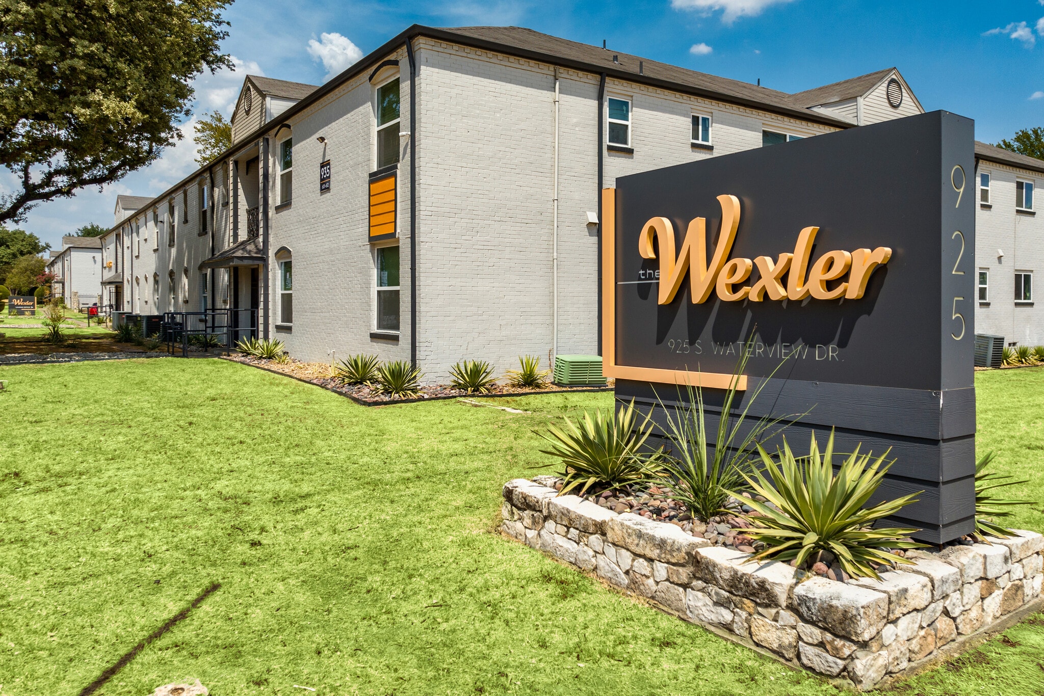 915 S Waterview Dr, Richardson, TX à vendre Photo principale- Image 1 de 12