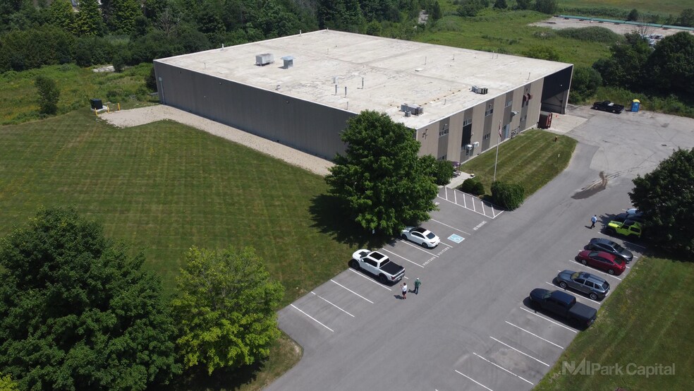 364 Massey Rd, Guelph, ON à vendre - Photo du bâtiment - Image 2 de 3