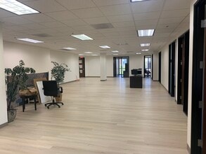 8925 W Post Rd, Las Vegas, NV à louer Photo intérieure- Image 1 de 4