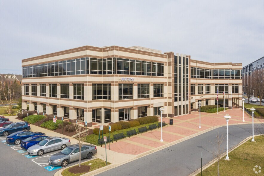 9707 Key West Ave, Rockville, MD à louer - Photo du bâtiment - Image 3 de 21